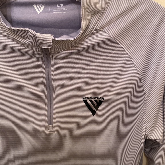 Mens Levelwear 1/4 zip size small 2 shirts one grey stripe and one navy stripe - Picture 3 of 7
